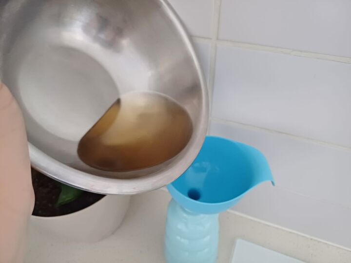 Banish grease and fingerprints from your walls and cabinets