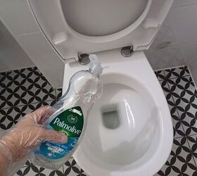 Pantry-made cleaning gel powered by acetic and citric acids