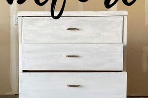 This whole flip was beautiful, but the bottom drawer? So stunning