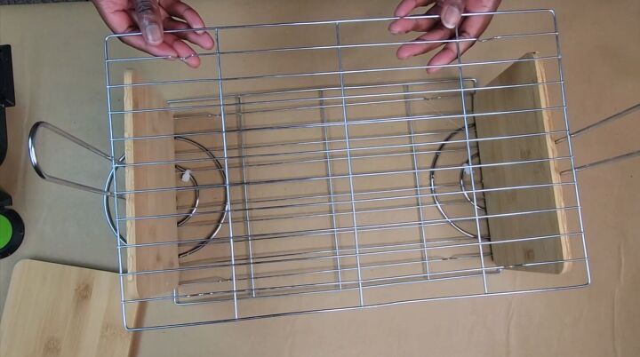 Attaching cooling rack to cutting boards