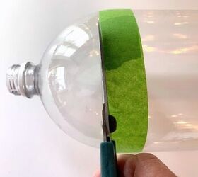 She cut the ends off a plastic soda bottle for a surprisingly cute party idea