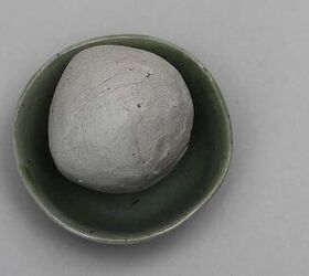 She uses a single ball of clay and some shells for a stunning summer accent