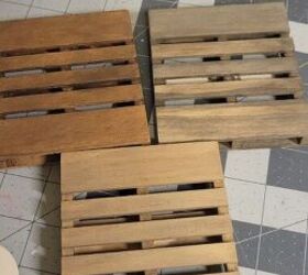 She uses mini pallets and Scrabble tiles for this cute Halloween decor idea