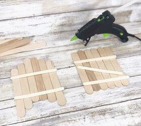 The adorable reason you should lay some popsicle sticks on your table today