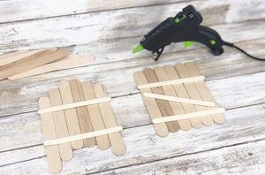 The adorable reason you should lay some popsicle sticks on your table today