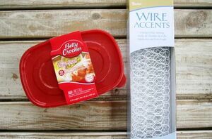 Here's why you have to put Tupperware on your table today