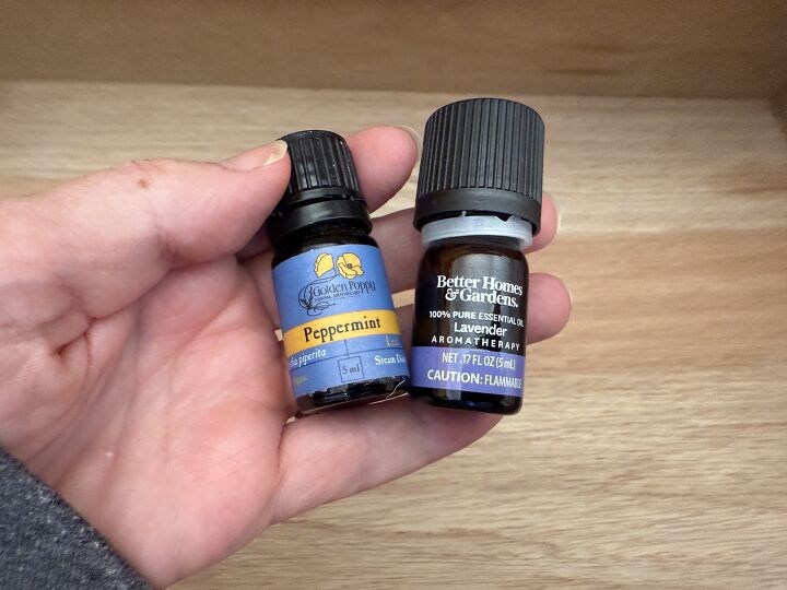 how to keep mice out of your drawers naturally