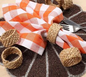 Elevate your tablescape with these fancy napkin rings