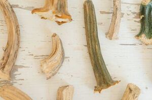 You'll definitely want to save your pumpkin stems when you see this
