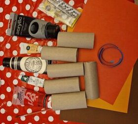 Once you see this adorable Christmas idea, you're going to want to save every toilet paper roll you can!