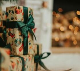 Holiday gifts - image via Canva