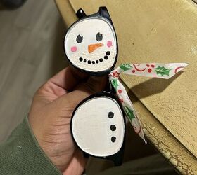 How to Turn Old Glasses Into a Snowman Ornament That’ll Melt Hearts