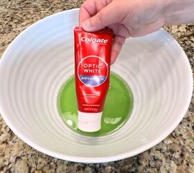 Mix toothpaste and Dawn dish soap to solve this annoying bathroom cleaning problem