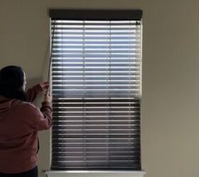 How to angle window blinds for sunlight at the top and shade below