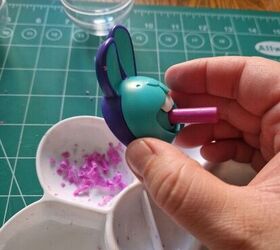 This clever DIYer shreds a bunch of crayons for a stunnning idea for her Christmas tree