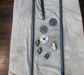 We never thought to use galvanized pipe like this, but this clever DIYer made it work