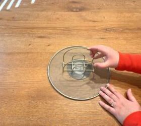 Glue a napkin holder to a splash screen for this one-of-a-kind 30-minute storage hack