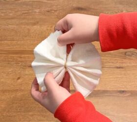 diy paper towel flower diffusers, Budget friendly essential oil diffuser made with paper towels