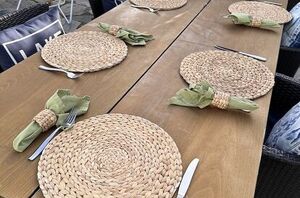 This easy-breezy tablescape inspo is getting is REALLY excited for spring