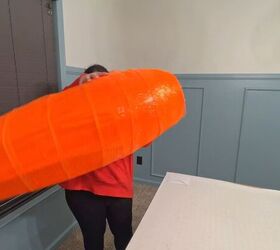 Creative spring craft idea: giant carrot 