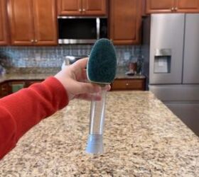 How to clean and deodorize a fridge