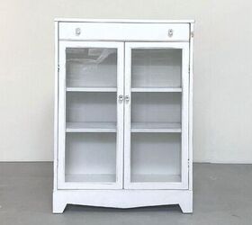 We were totally wowed by how she turned this cruddy old piece into something totally magazine-worthy