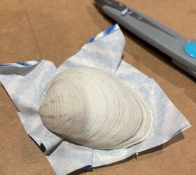 You're going to want to start gathering seashells now for this adorable 20-minute decor idea