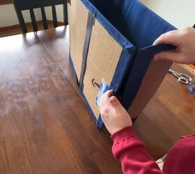 Secure rectangular insert shape with glue