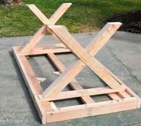 Make outdoor entertaining unforgettable this summer with this beautiful farmhouse idea