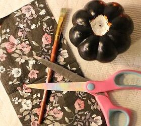 The surprisingly elegant reason you'll want to paint some mini foam pumpkins black for fall