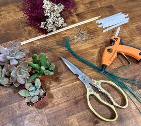 How a few succulents can take your wreath game to the next level