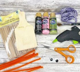 Grab a Dollar Tree cutting board TODAY to make this quick and easy last-minute Halloween decor idea