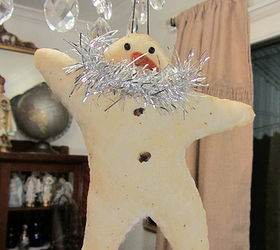 blog inspired star snowman, crafts, decoupage, seasonal holiday decor, After the snowman was dry I glued black seed button for eyes a felt nose and whole cloves for the buttons I rubbed a cotton swab with a little blush on his cheeks and glued on a piece of tinsel garland