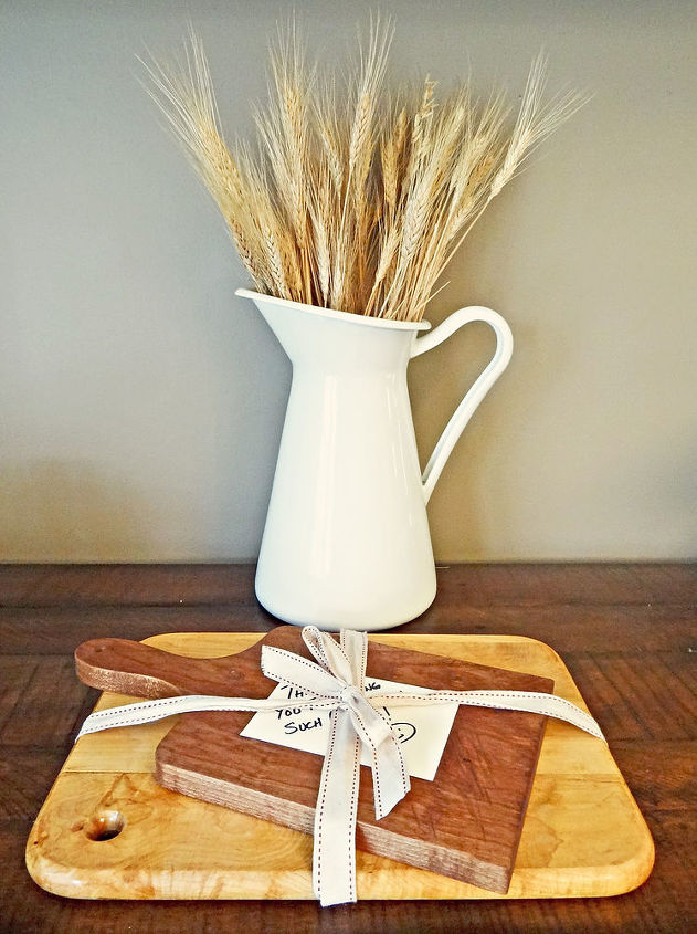 diy bread boards the perfect hostess gift, crafts, diy, how to, Packaged as hostess gift