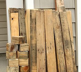diy wood pallet snow family, christmas decorations, pallet, repurposing upcycling, seasonal holiday d cor, I started with this wood from an old pallet we tore apart