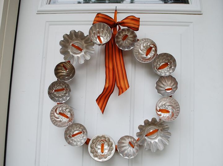 vintage jello molds, crafts, seasonal holiday decor, wreaths, Fall 2012 Vintage Tin Wreath at The Ironstone Nest