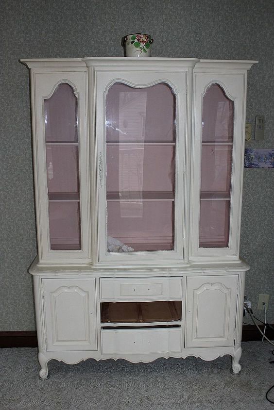 annie sloan chalk paint tutorial china cabinet, chalk paint, painted furniture, The one I am working on now