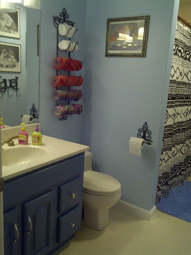 bathroom project, bathroom ideas, doors, home decor, After New towel and toilet paper holders