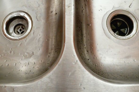 how to remove rust spots from stainless steel, cleaning tips