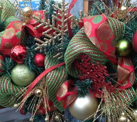 christmas wreaths part 2, crafts, seasonal holiday decor, wreaths, Red green and gold
