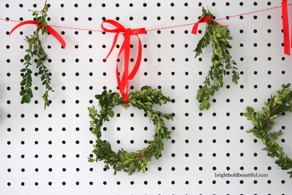diy boxwood mini wreaths, crafts, seasonal holiday decor, So easy to make and you can hang it anywhere