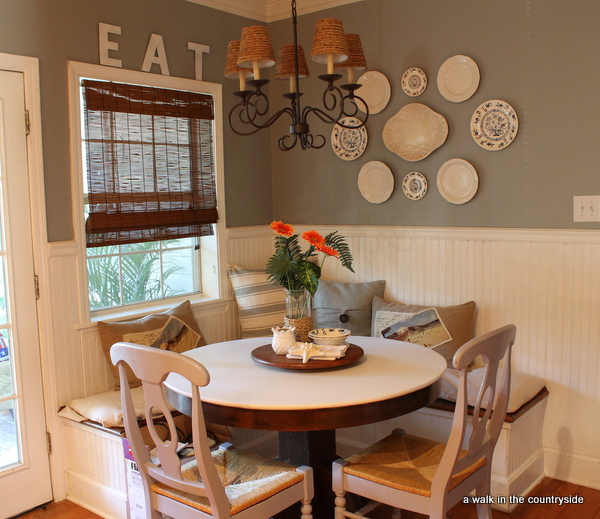 updated breakfast area, home decor, kitchen design, painting, new paint in breakfast area