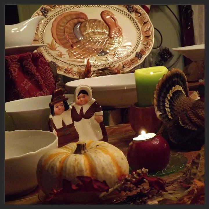 if your hosting a huge crowd a buffet may be the way to go, seasonal holiday d cor, thanksgiving decorations, Apples scooped out to fit a tea light is a great easy way to add ambiance to the buffet table