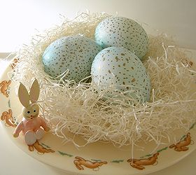dyed and speckled eggs, crafts, easter decorations, seasonal holiday decor