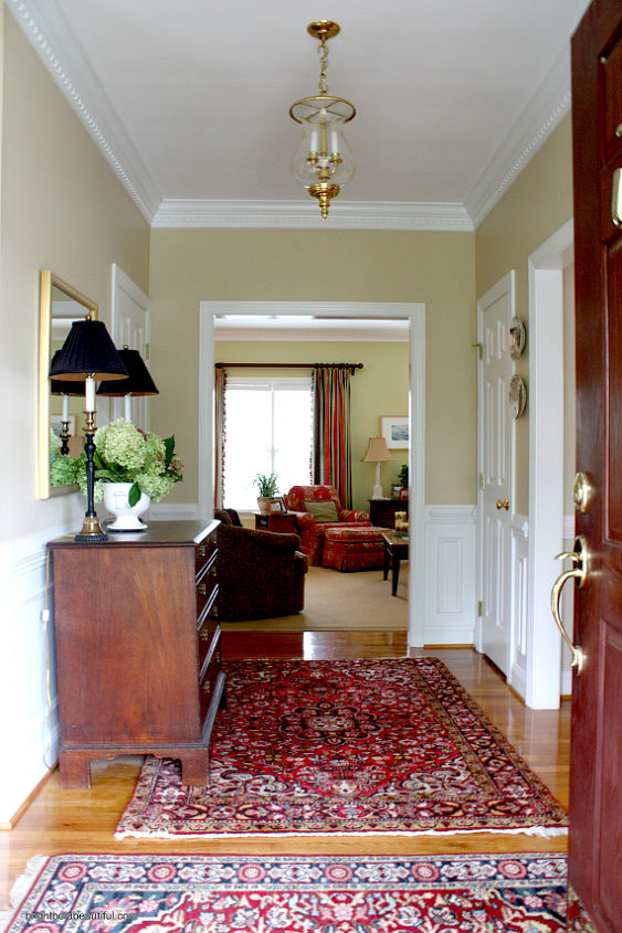 a southern hospitality home tour, home decor, living room ideas, Gorgeous Entryway