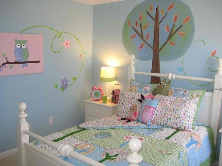 molly s big tree, bedroom ideas, home decor, painting