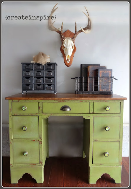 Refinished Small Antique Desk Hometalk refinished small antique desk, painted furniture, It all came together and l love its - Refinished Small Antique Desk Hometalk