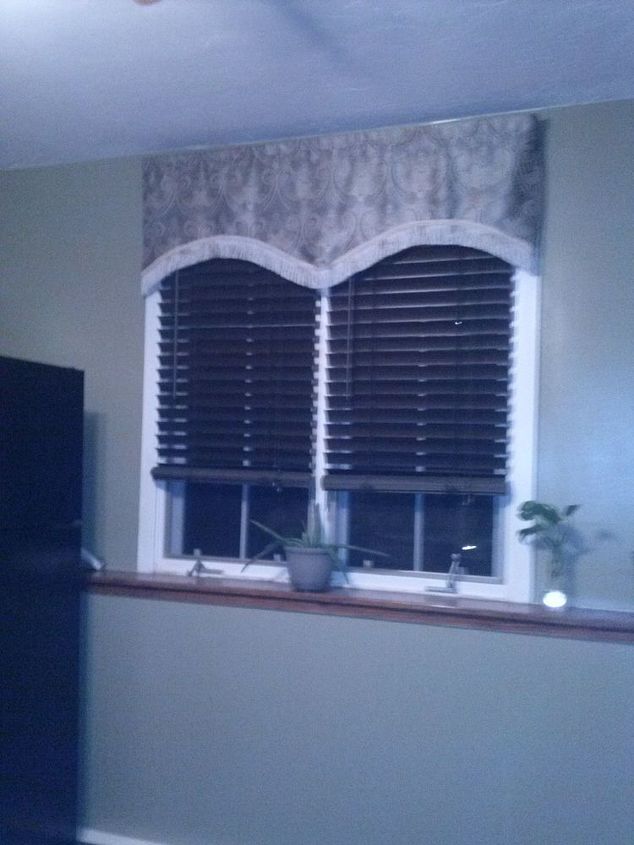 need help with window treatment please, home decor, window treatments, windows