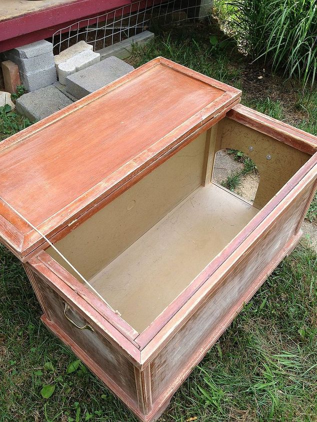 hideaway cat litter box, chalk paint, painting, repurposing upcycling, It s important to make sure your piece is wide and deep enough for them to squat and move around in