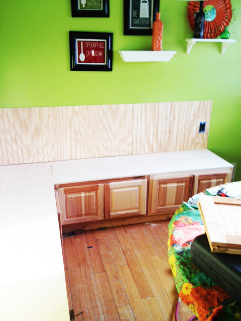 banquette seating made from kitchen cabinets, repurposing upcycling
